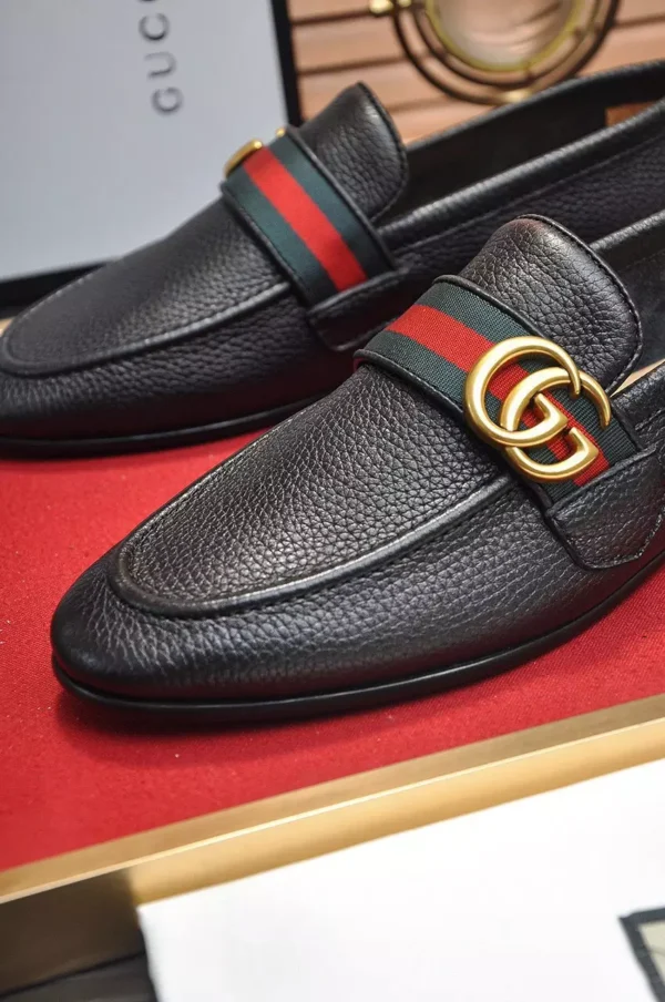 GUCCI BLACK LEATHER LOAFER WITH DOUBLE G AND WEB - LDG28