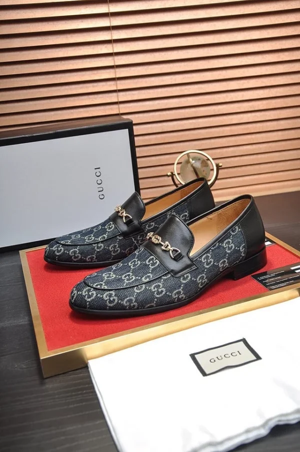 GUCCI JORDAAN GG LOAFER IN BLUE - LDG22