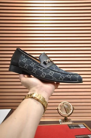 GUCCI JORDAAN GG LOAFER IN BLUE - LDG22
