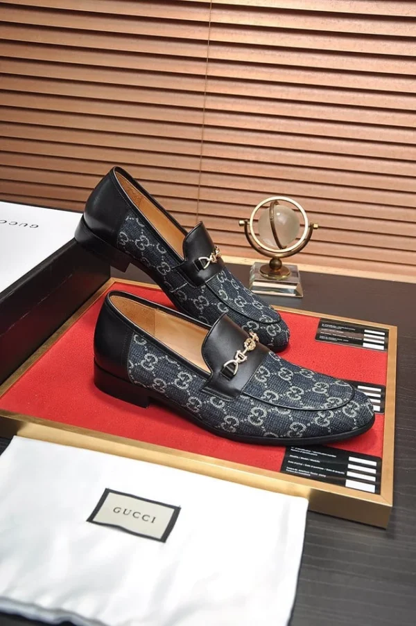 GUCCI JORDAAN GG LOAFER IN BLUE - LDG22