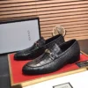 GUCCI JORDAAN LOAFER IN BLACK CROCODILE - LDG31