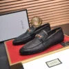 GUCCI WEB AND JORDAAN LEATHER LOAFER IN BLACK - LDG30