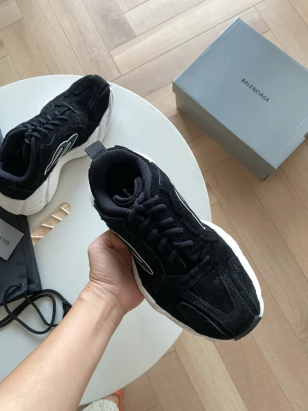 MEN'S MONDAY SHOE IN BLACKWHITE - BB282