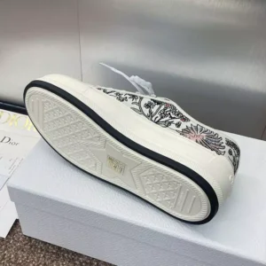 WALK'N'DIOR PLATFORM SNEAKERS UNISEX CABINET DE CURIOSITES EMBROIDERED WHITE – CD192