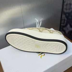 WALK'N'DIOR PLATFORM SNEAKERS UNISEX MACROCANNAGE EMBROIDERED GOLD – CD183