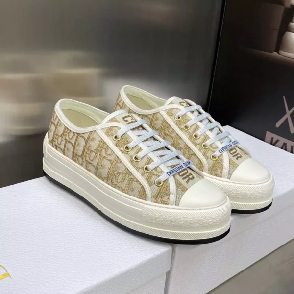 WALK'N'DIOR PLATFORM SNEAKERS UNISEX OBLIQUE EMBROIDERED COTTON GOLD – CD190