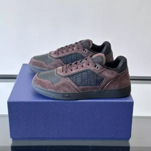 DIOR B27 UPTOWN LOW-TOP SNEAKERS DEEP BROWN SUEDE, BLACK SMOOTH CALFSKIN – CD214