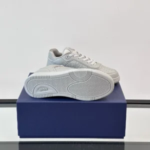 DIOR B27 UPTOWN LOW-TOP SNEAKERS GRAY GRAINED CALFSKIN AND GRAY GRAVITY LEATHER – CD221