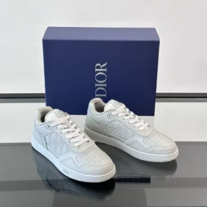 DIOR B27 UPTOWN LOW-TOP SNEAKERS GRAY GRAINED CALFSKIN AND GRAY GRAVITY LEATHER – CD221