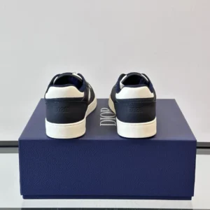 DIOR B27 UPTOWN LOW-TOP SNEAKERS NAVY BLUE AND WHITE GRAINED CALFSKIN WITH WHITE GRAVITY LEATHER – CD222
