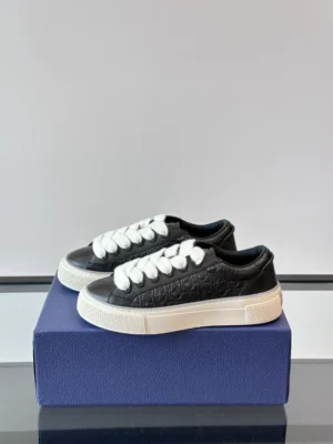 DIOR B33 SPIN SNEAKERS BLACK GRAINED CALFSKIN AND BLACK GRAVITY LEATHER – CD200