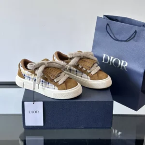 DIOR B33 SPIN SNEAKERS IN BROWN – CD220