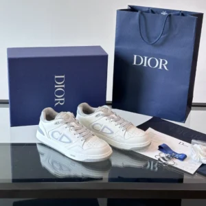DIOR B57 DRIBBLE SNEAKERS WHITE AND GRAY SMOOTH CALFSKIN WITH WHITE SUEDE – CD218