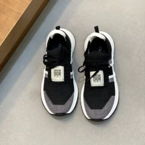 DIOR RUN'N'DI0R SNEAKERS BLACK AND WHITE TECHNICAL MESH – CD244
