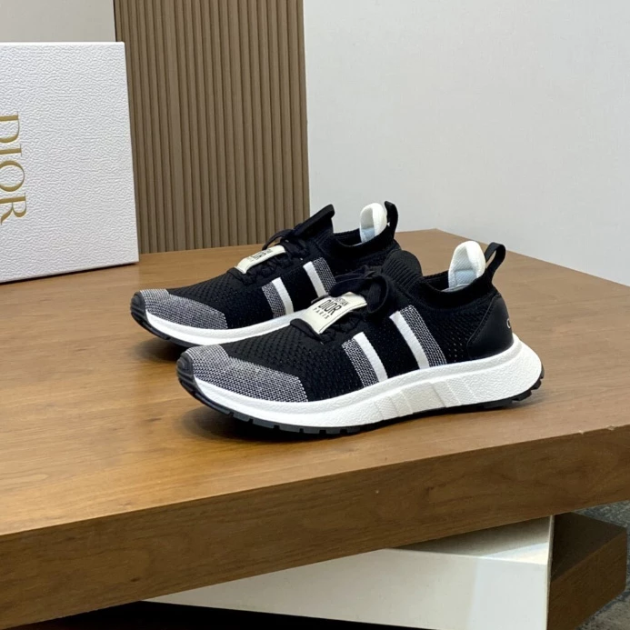 DIOR RUN'N'DI0R SNEAKERS BLACK AND WHITE TECHNICAL MESH – CD244